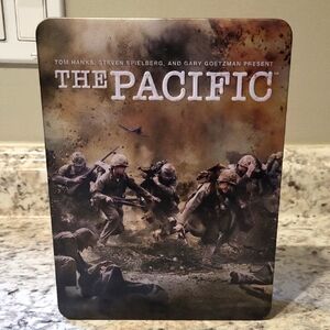 The Pacific Steelbook Edition 6 Disc DVD Tom Hanks Collectors Tin